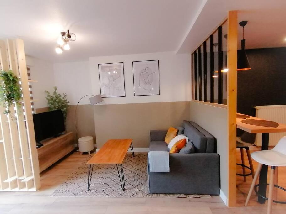 L'Elegant Avec Garage, Proche Axone, Stellantis Apartman Audincourt Kültér fotó